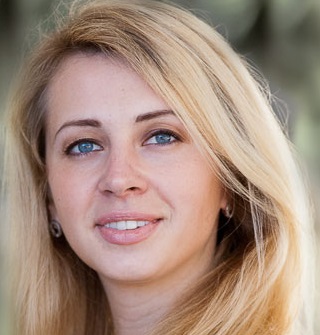 Nina Davydova